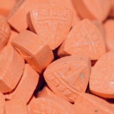 AAA+ Orange Tesla’s - 300mg Dutch Mdma